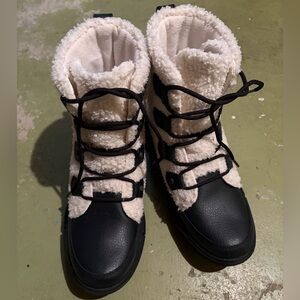Sorel Explorer Now Joan Black and Cream Winter Boots